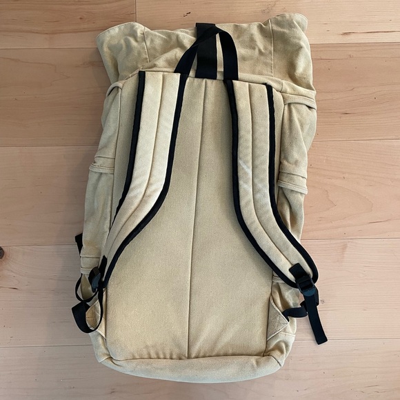 Betabrand Cornucopia backpack - Picture 3 of 3